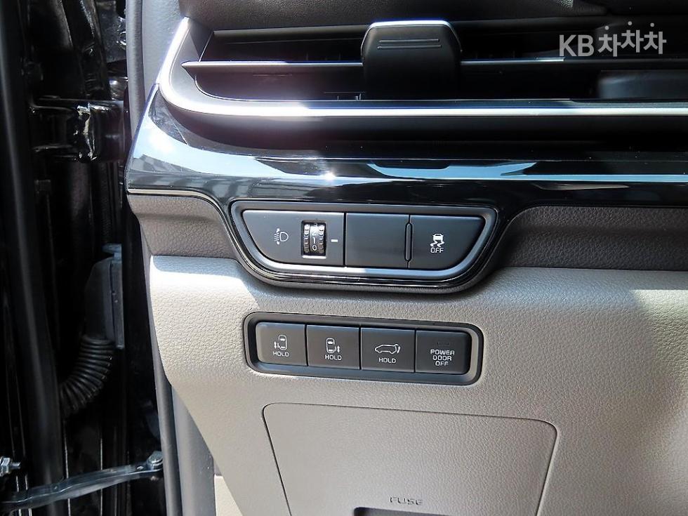 2025 - kia carnival