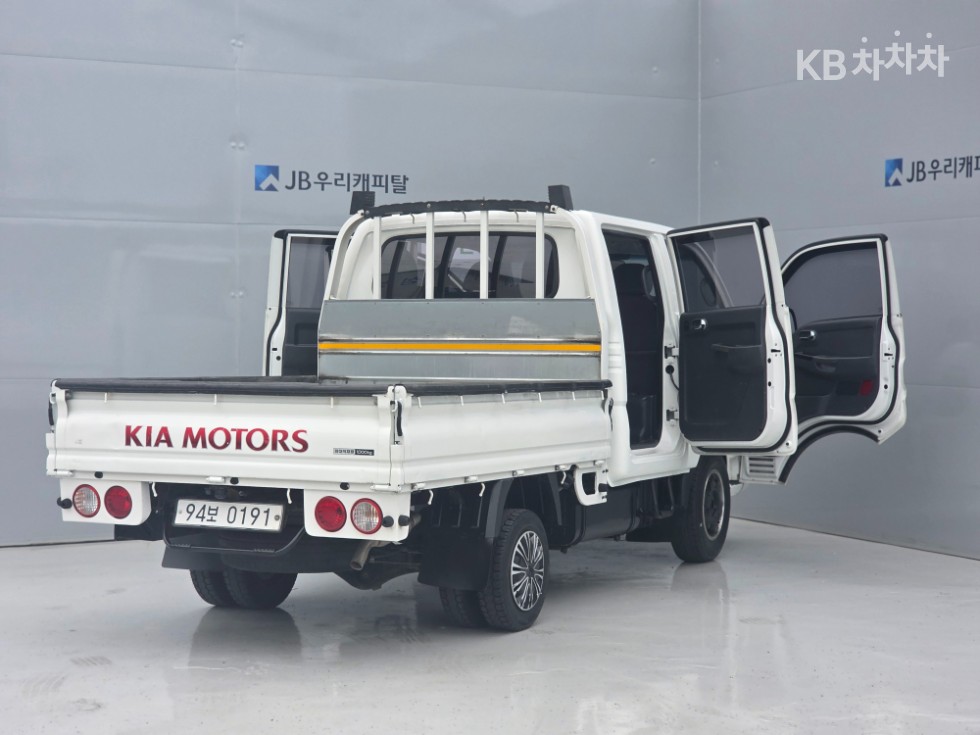 2018 - kia bongo iii