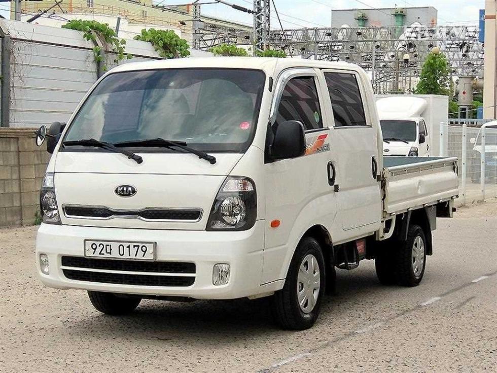 2017 - kia bongo iii