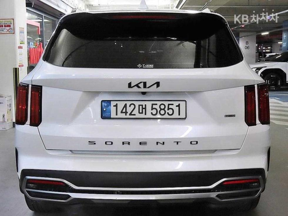 2022 - kia sorento