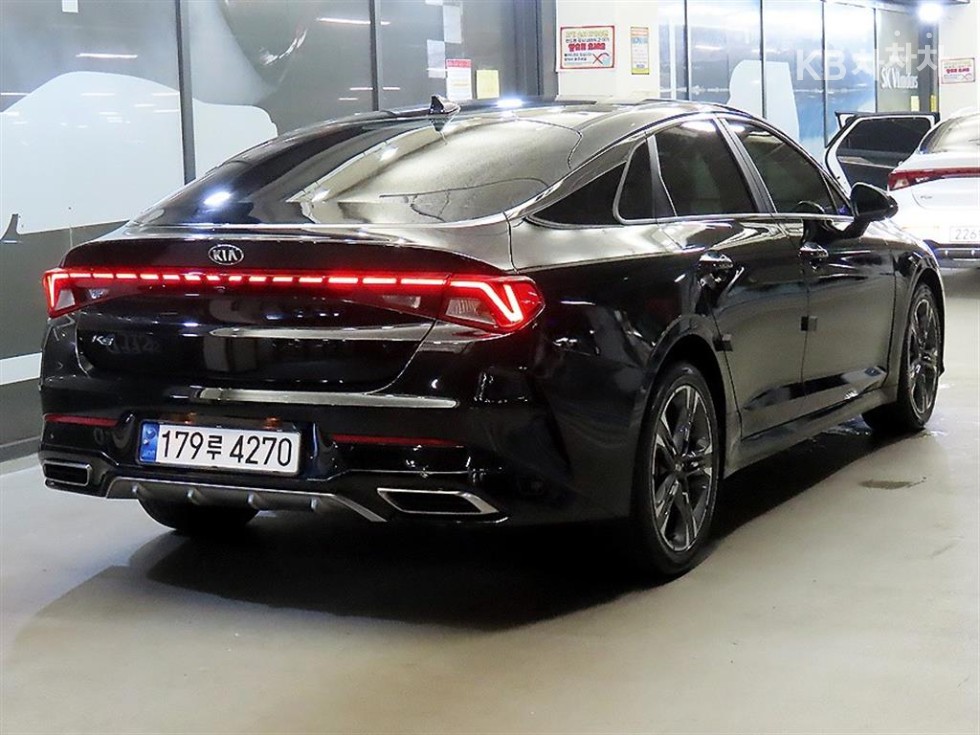 2020 - kia k5