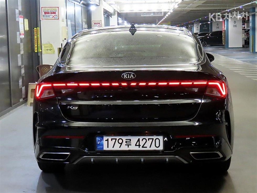 2020 - kia k5