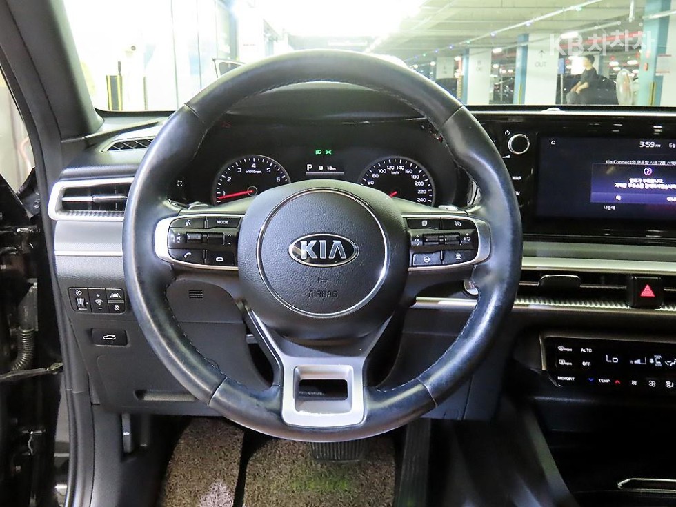 2020 - kia k5