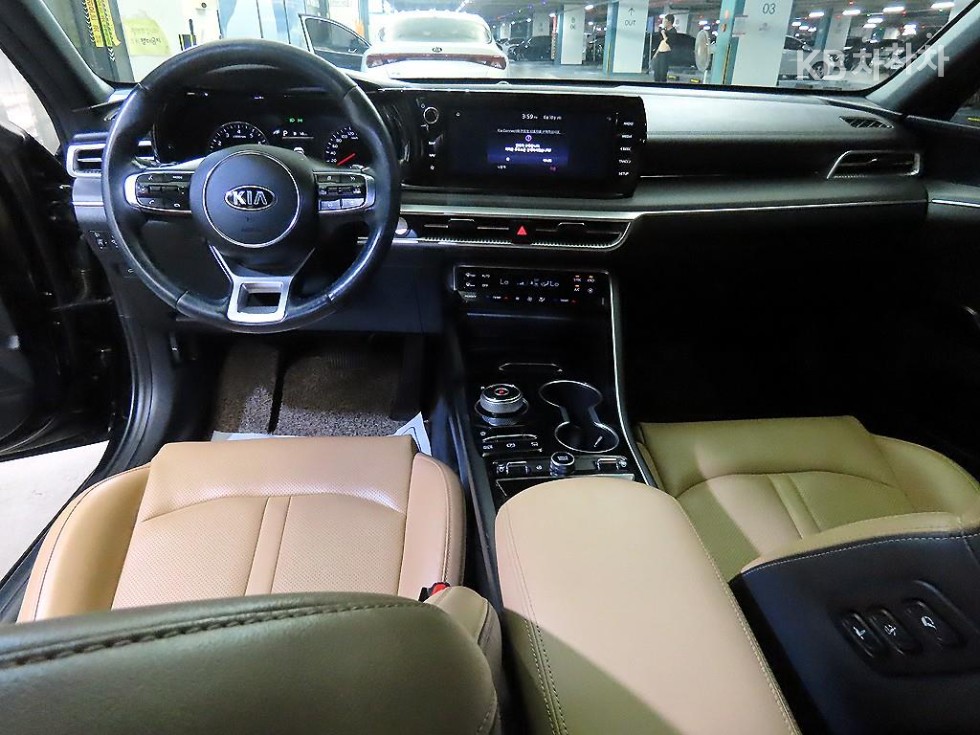 2020 - kia k5