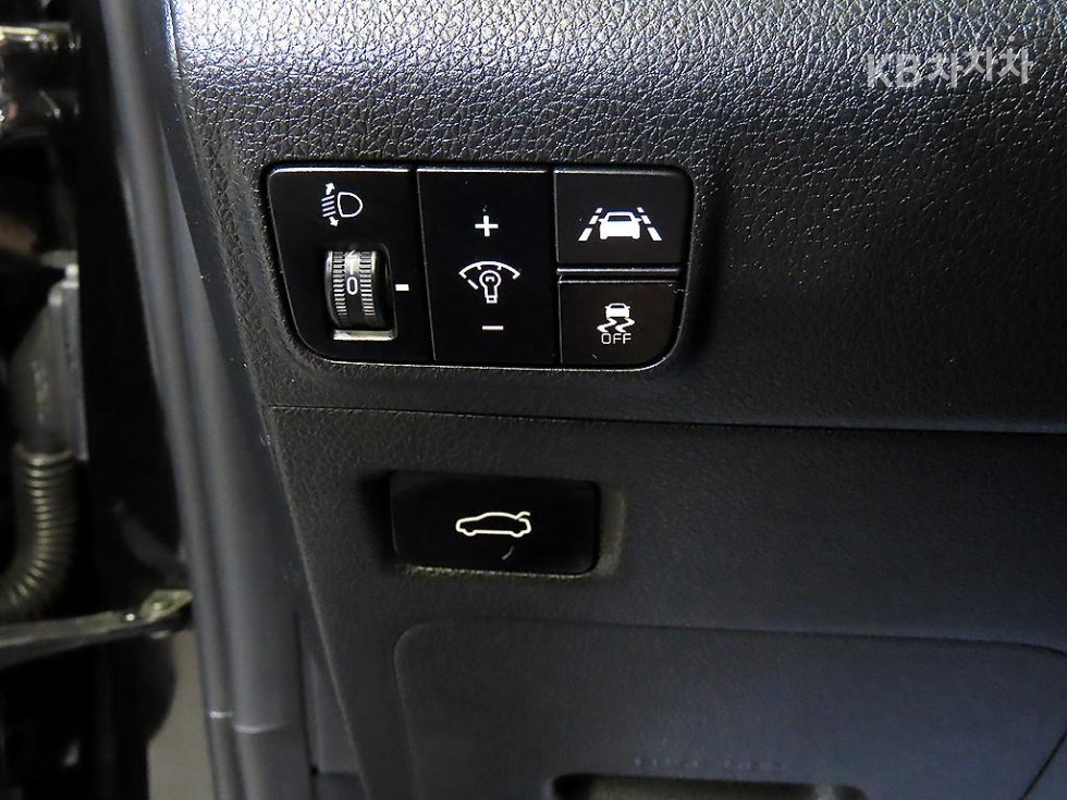 2020 - kia k5