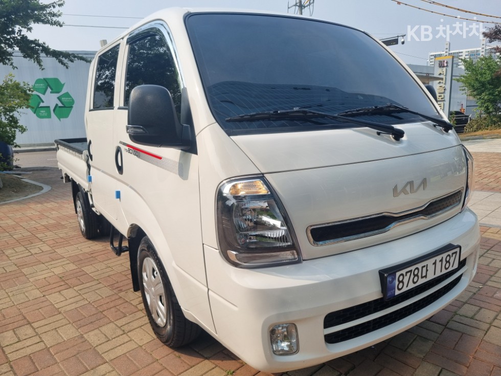 2025 - kia bongo iii