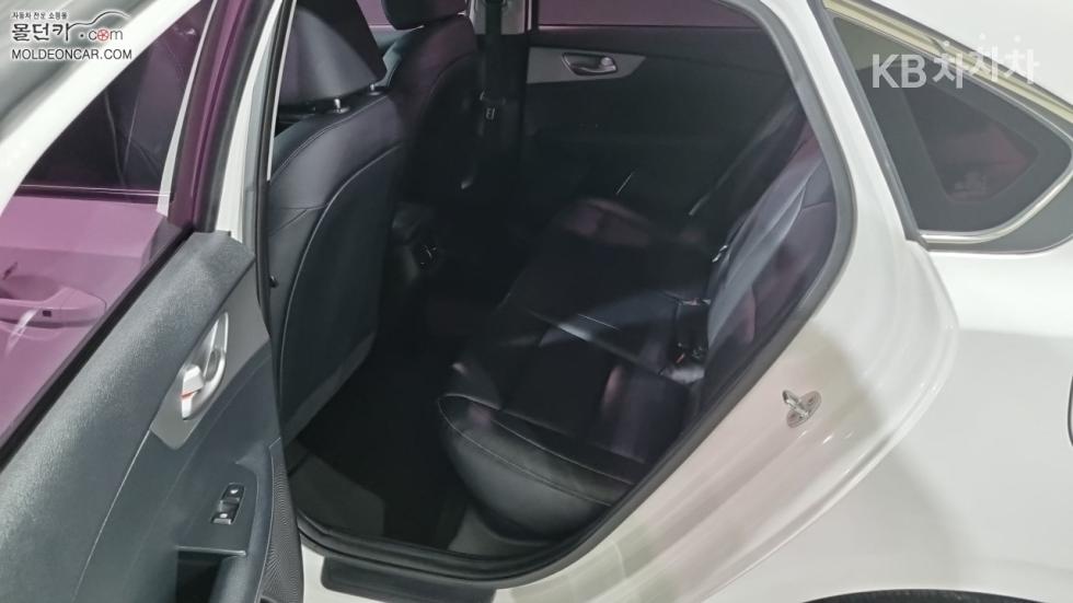 2020 - kia k3