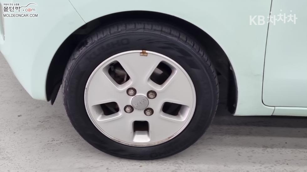 2012 - kia ray