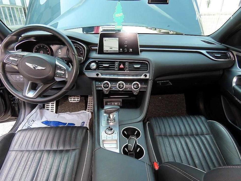 2019 Genesis G70 SPORT photo