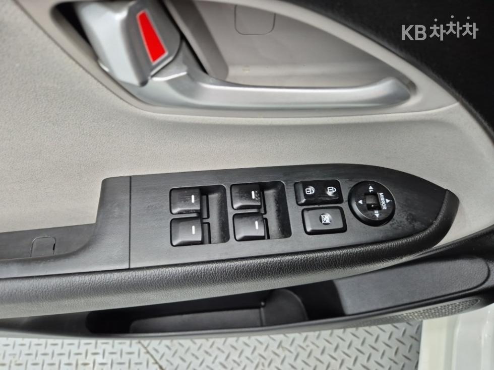 2017 - kia ray-ban