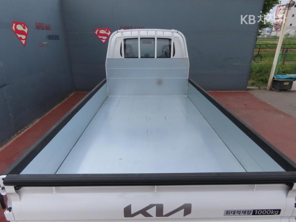 2025 - kia bongo iii