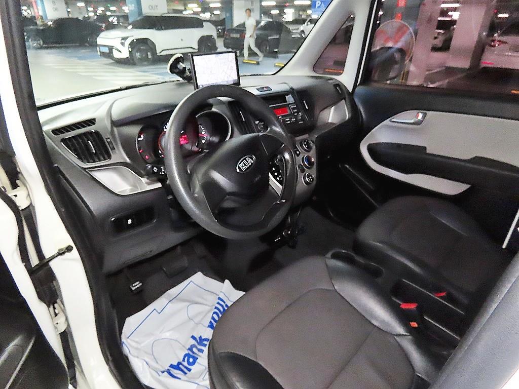 2016 - kia ray-ban