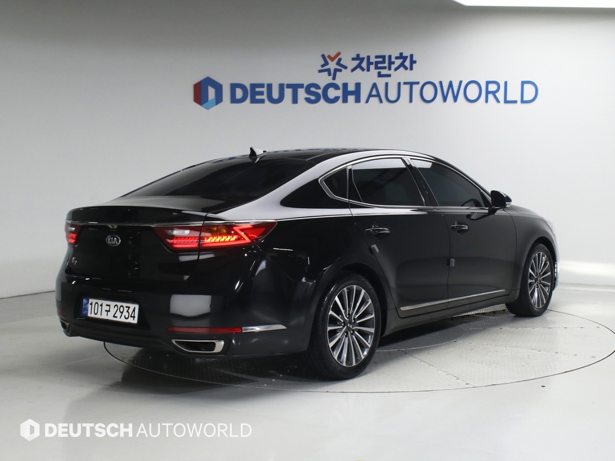 2018 - kia k7