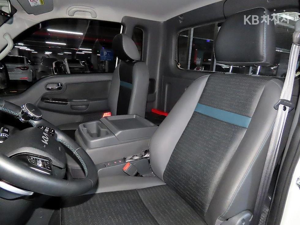 2022 - kia bongo iii