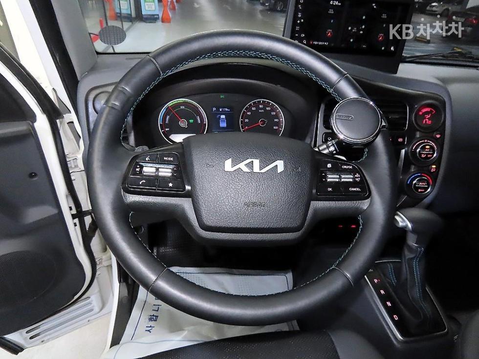 2022 - kia bongo iii
