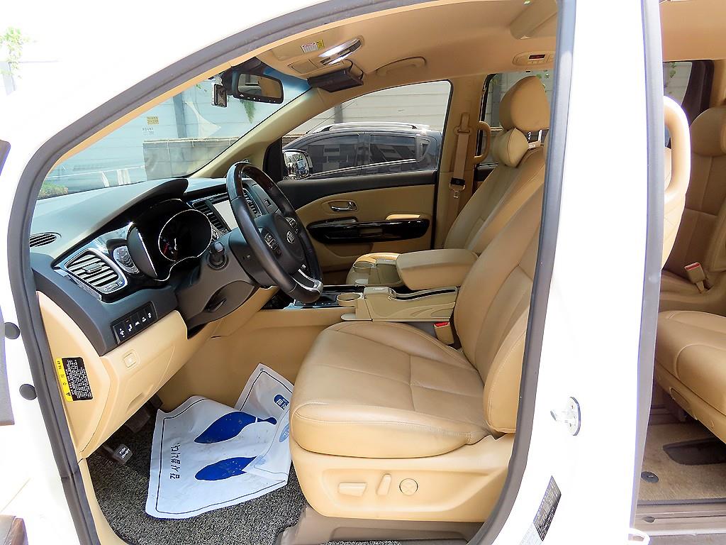 2016 - kia carnival