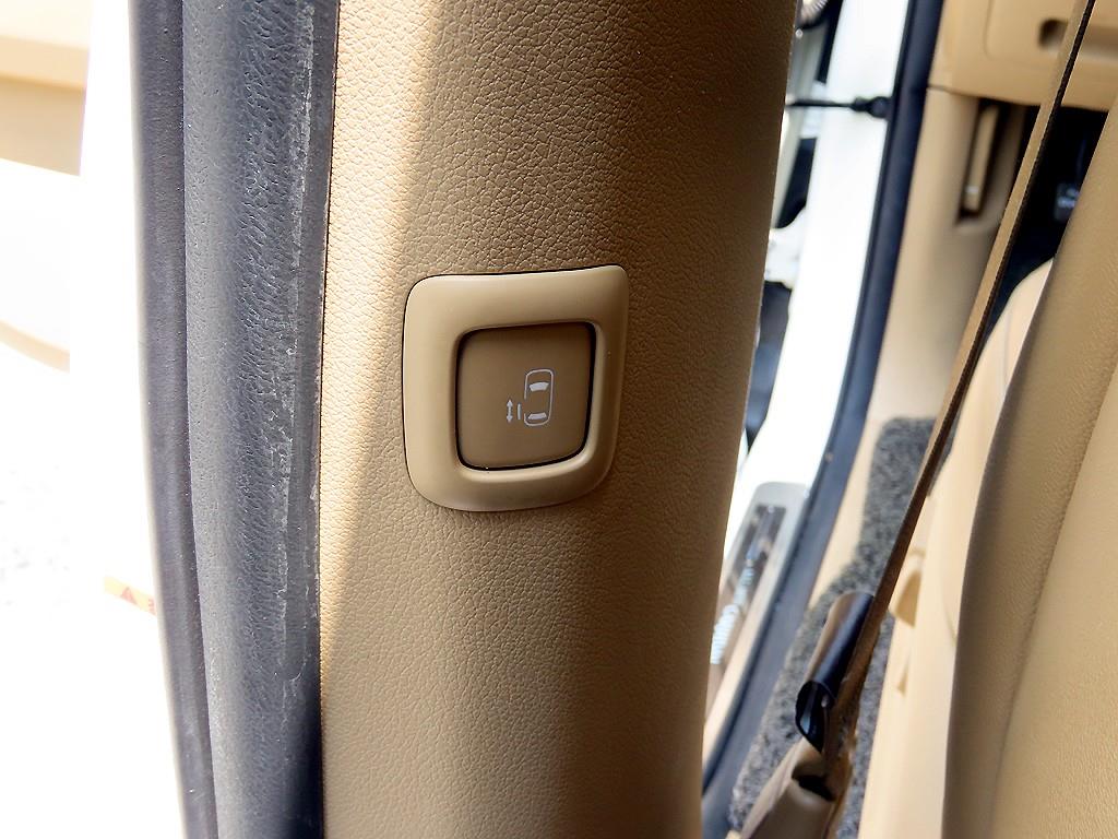 2016 - kia carnival