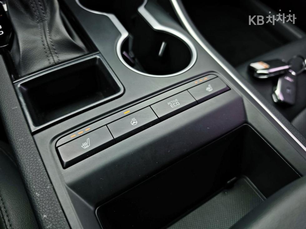 2021 - kia k5