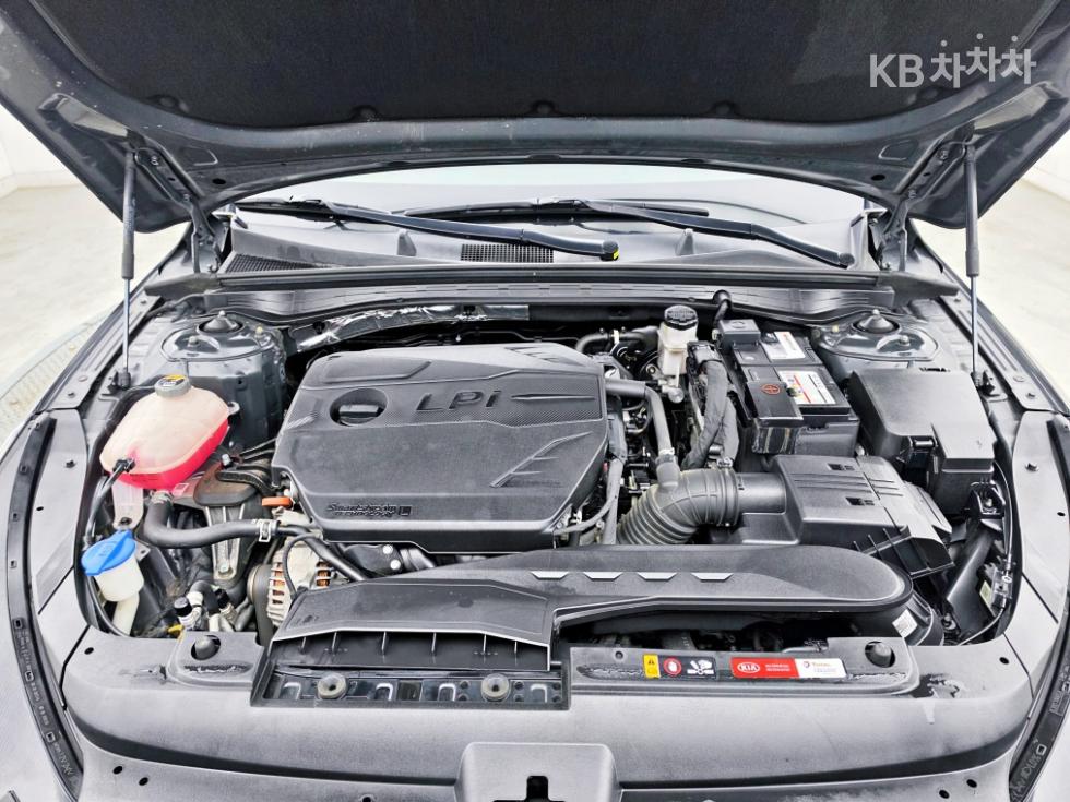 2021 - kia k5