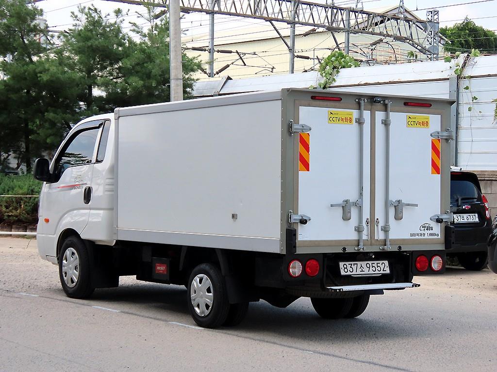 2021 - kia bongo iii