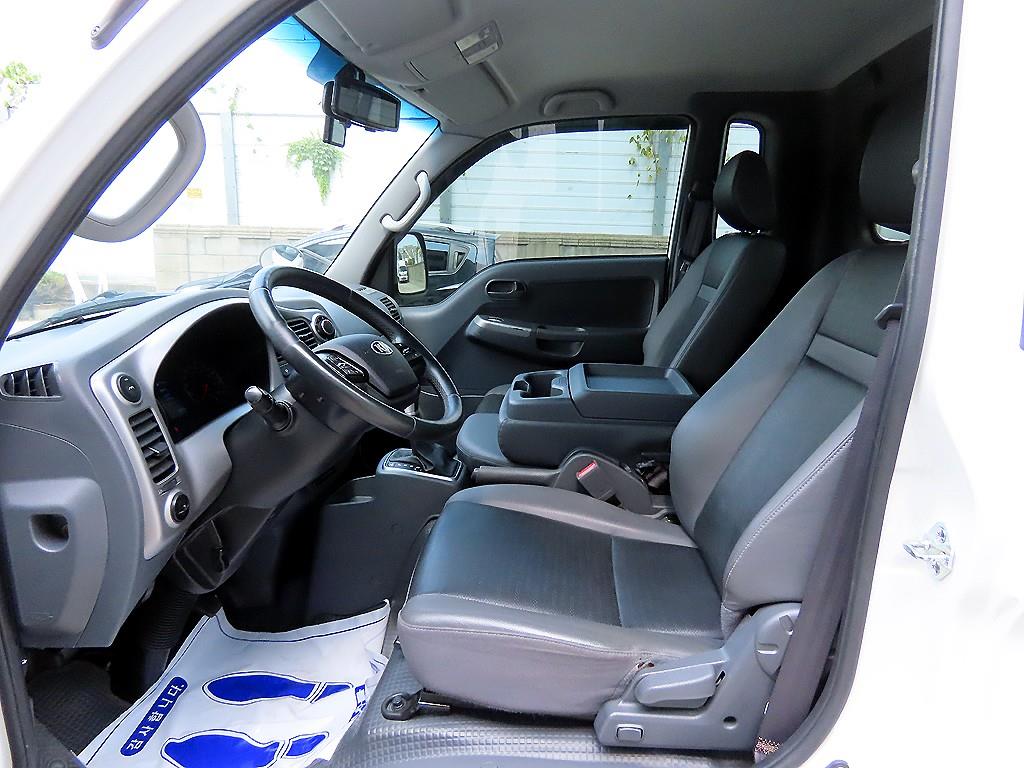 2021 - kia bongo iii