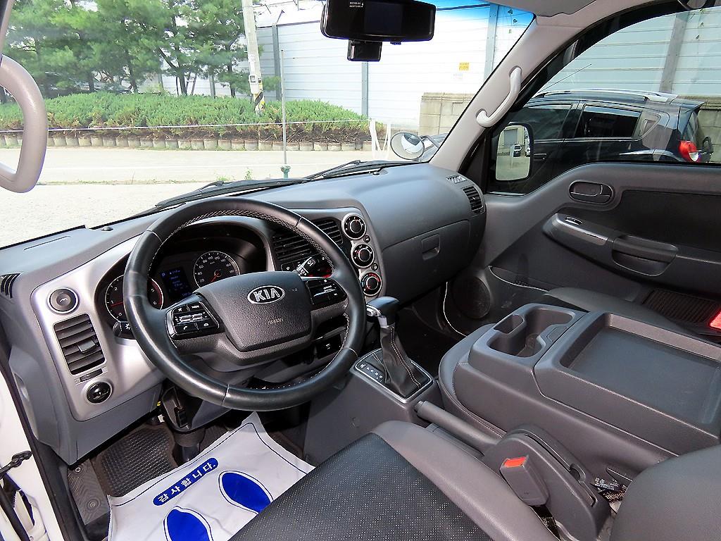 2021 - kia bongo iii
