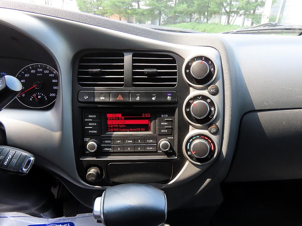 2021 - kia bongo iii