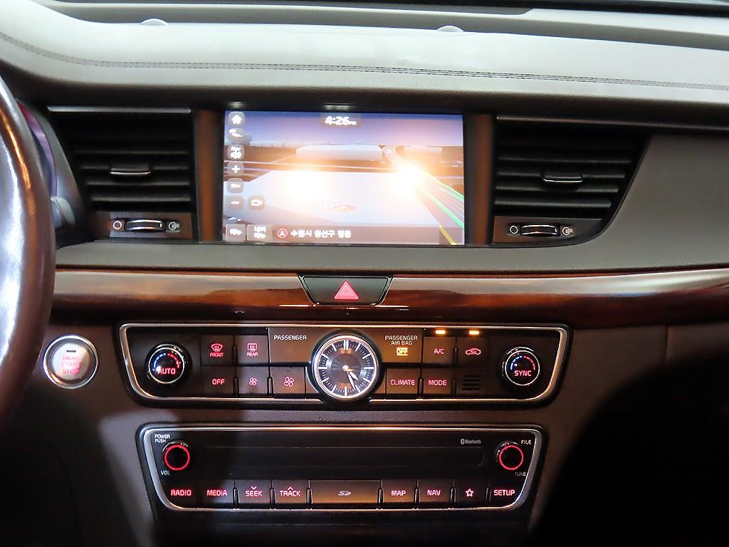 2017 - kia k7