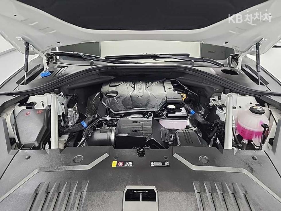 2024 Genesis GV70 photo