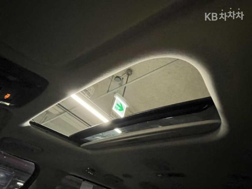 2021 - kia carnival