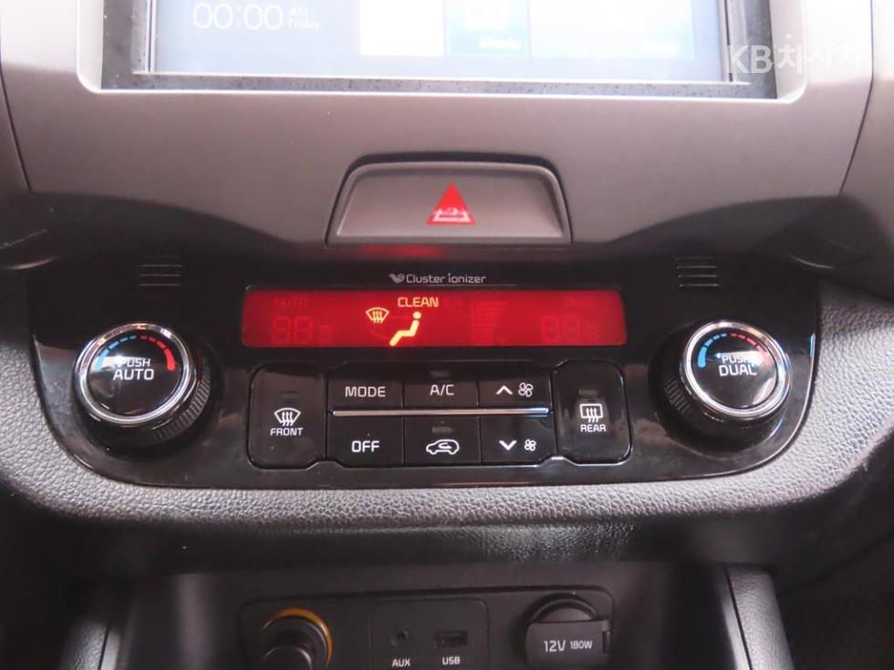 2014 - kia sportage