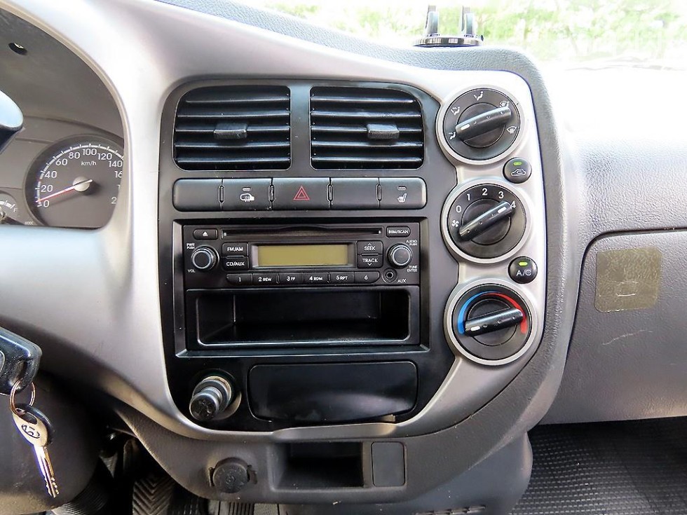 2013 - kia bongo iii