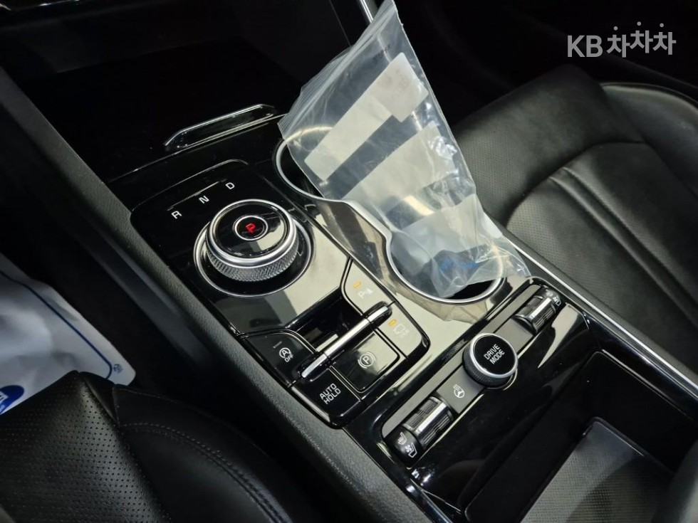 2021 - kia k5
