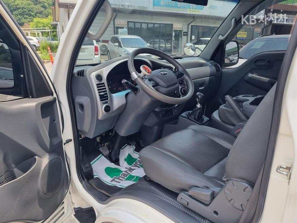 2018 - kia bongo iii