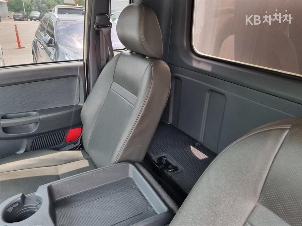 2018 - kia bongo iii