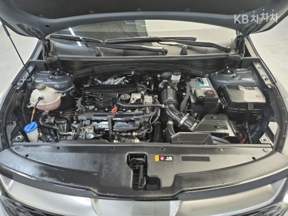 2022 - kia sportage