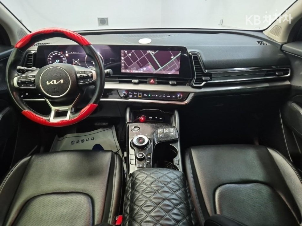 2022 - kia sportage