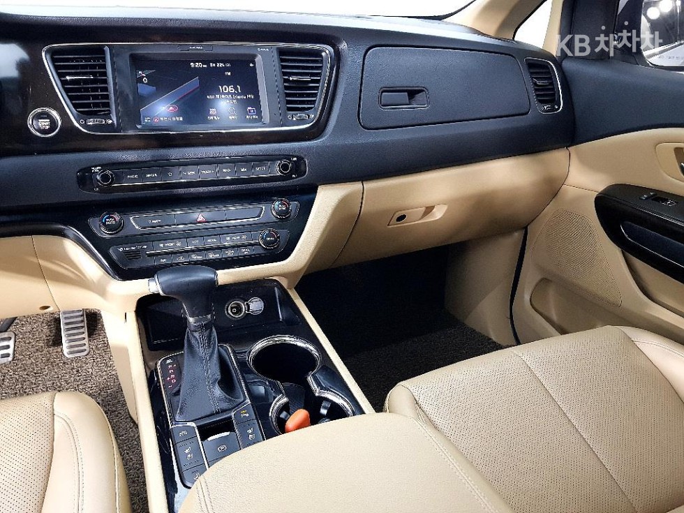 2019 - kia carnival