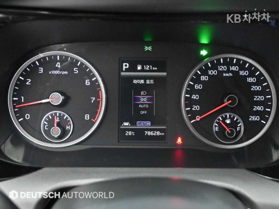 2022 - kia k5
