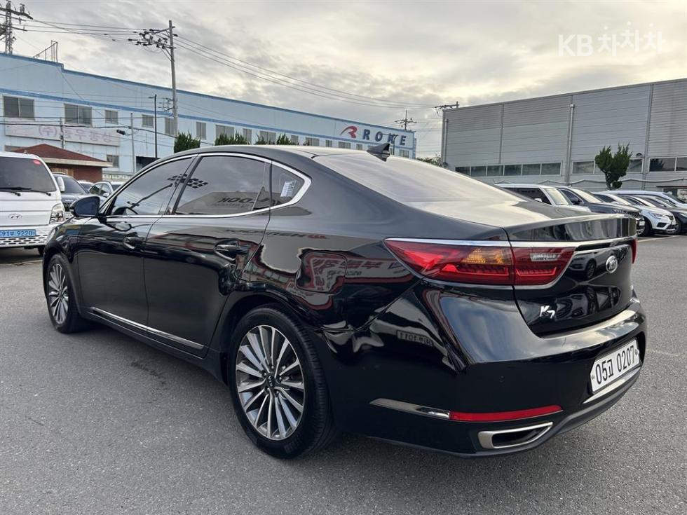 2016 - kia k7