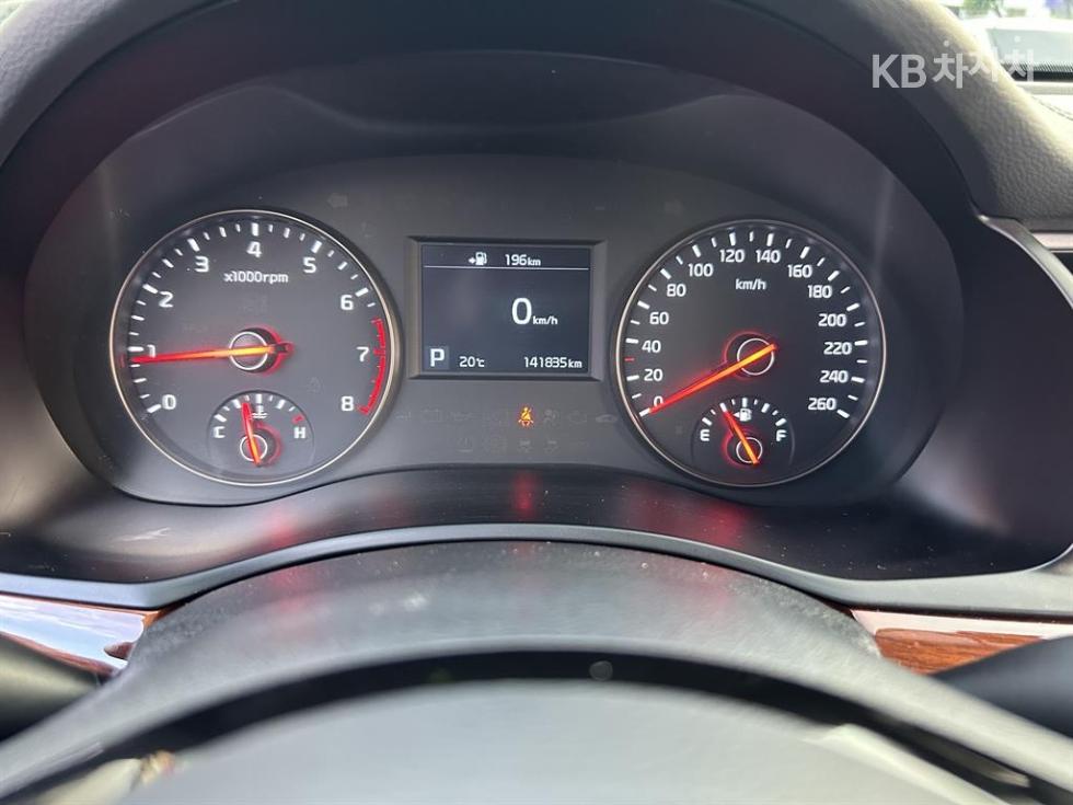 2016 - kia k7
