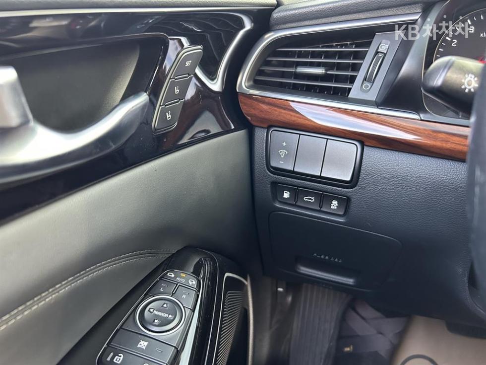 2016 - kia k7