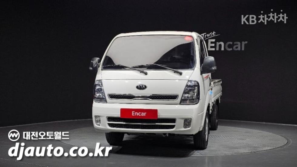 2020 - kia bongo iii