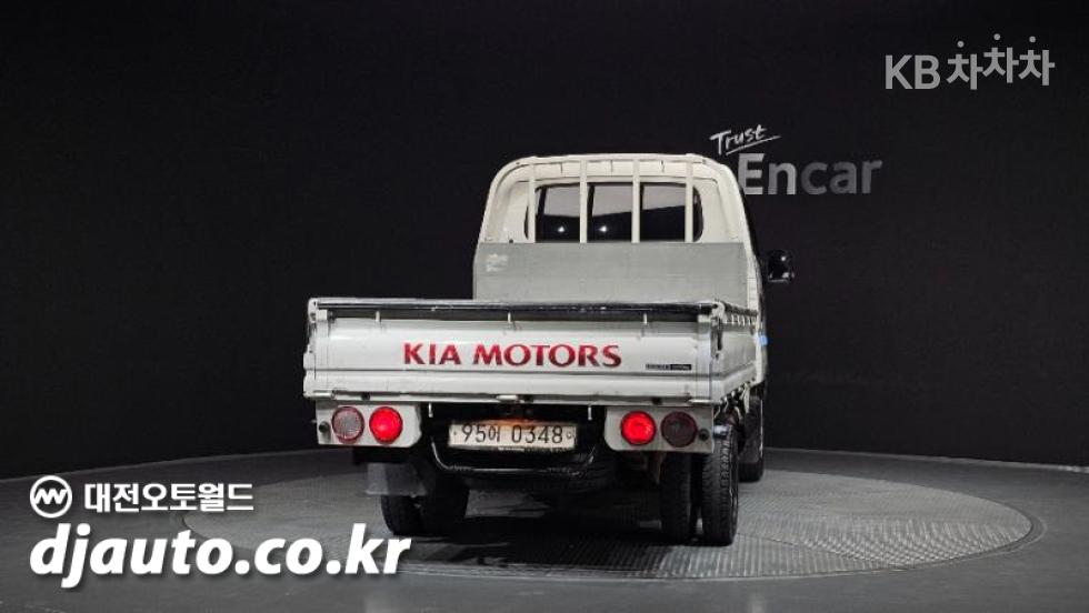 2020 - kia bongo iii