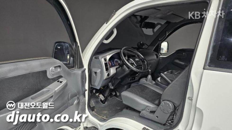 2020 - kia bongo iii