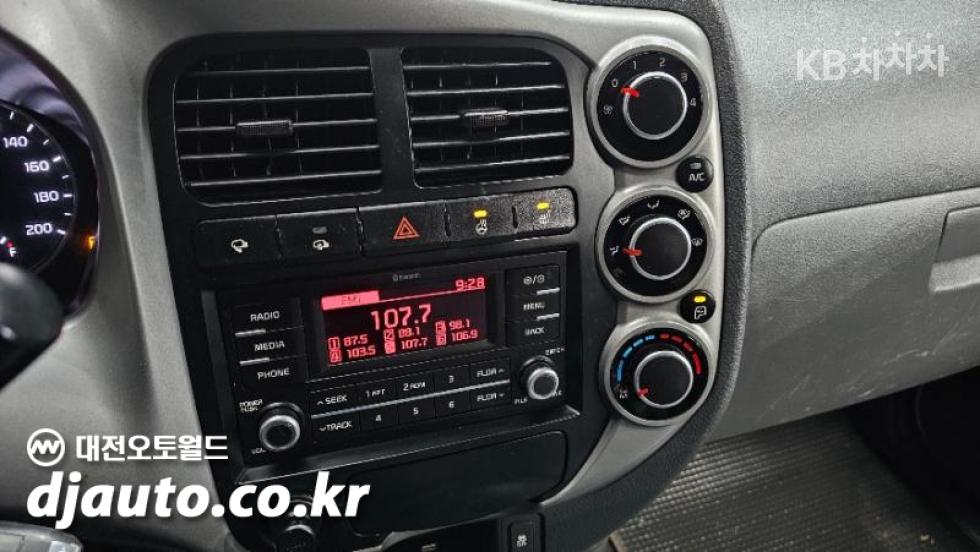2020 - kia bongo iii