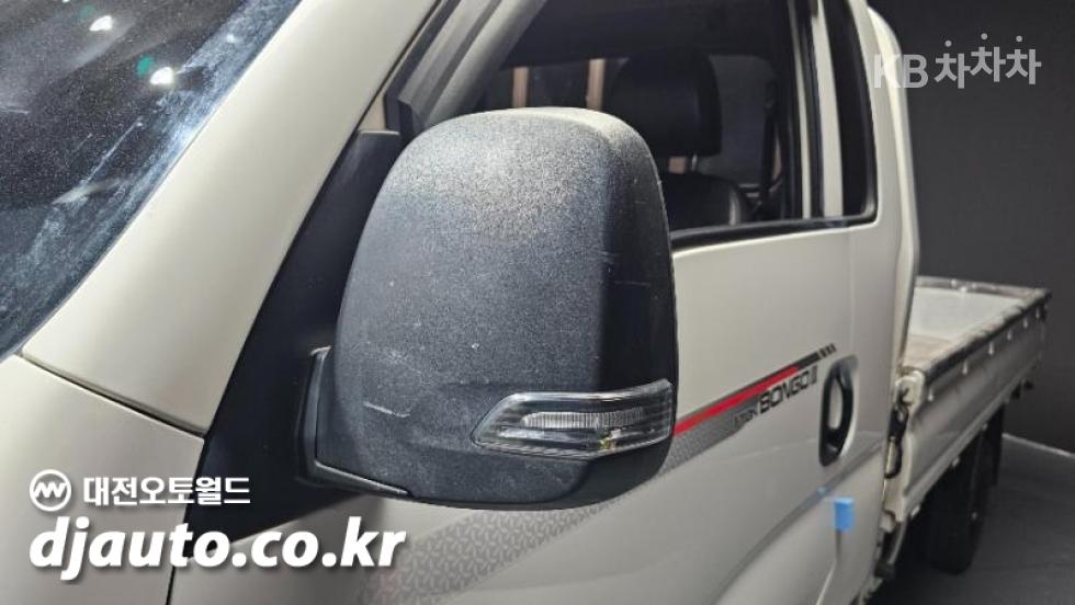 2020 - kia bongo iii