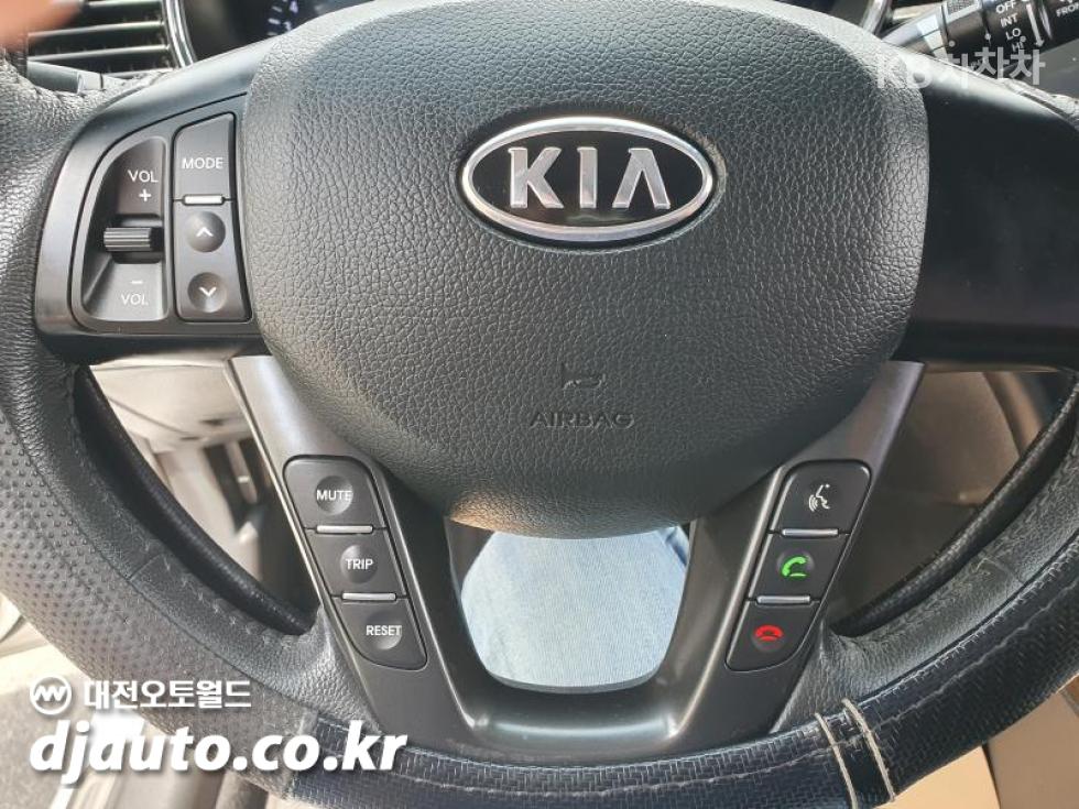 2011 - kia k5