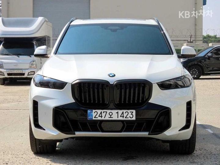 BMW X5 xDrive 40d — foto 1