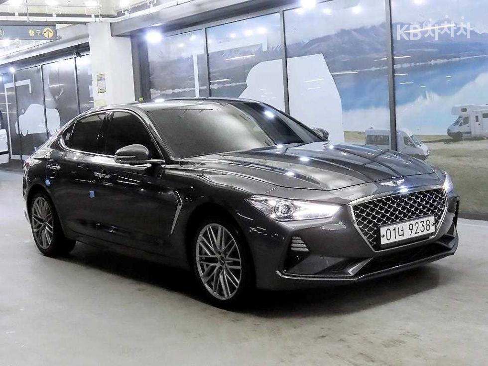 جينيسيس G70